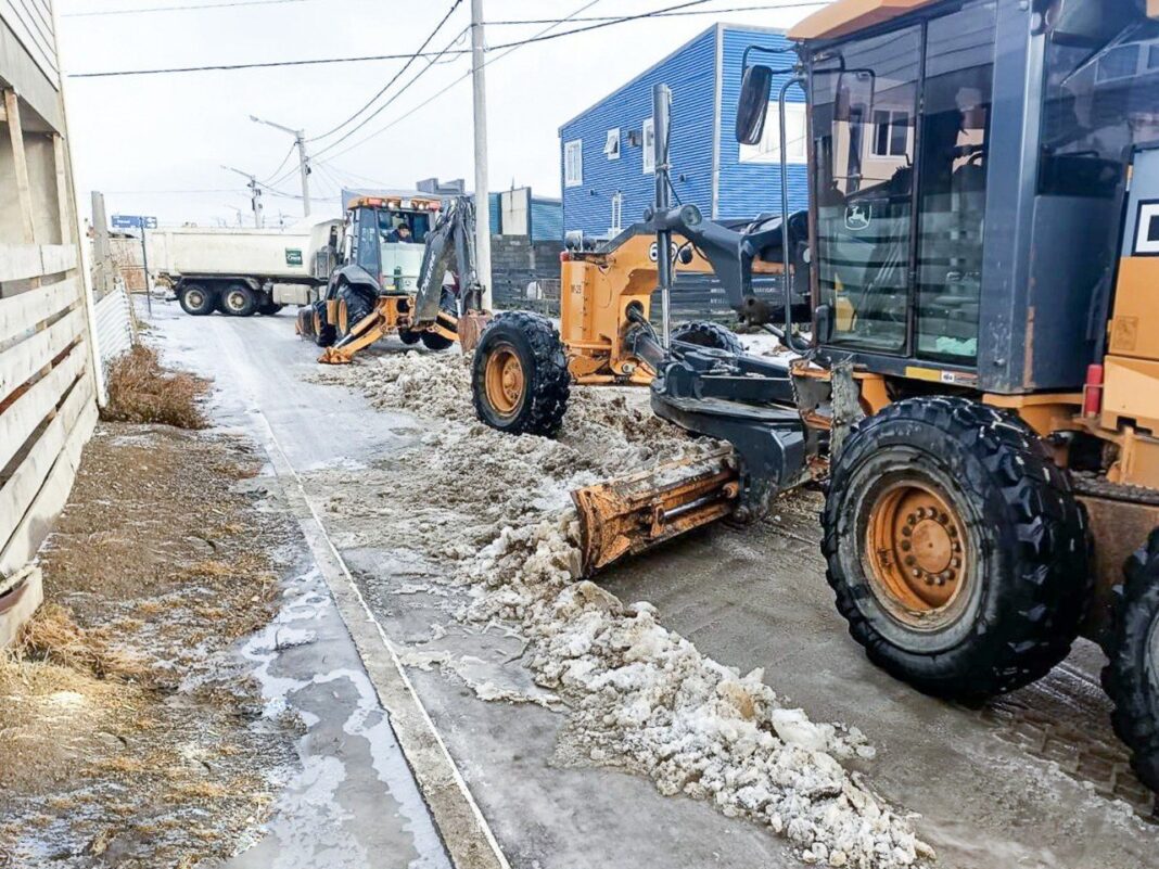 photo_4915776918985485870_y